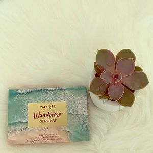 Wander Beauty Wanderess 6 Eyeshadow palette